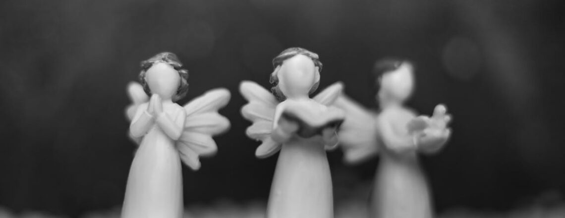 Find de Mest Betagende Juleengle, der Forvandler Dit Hjem til et Vintereventyr